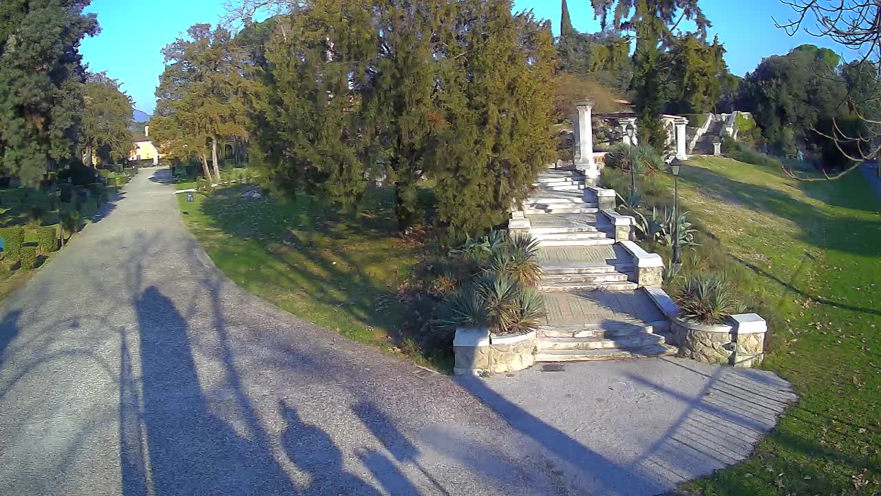 Spletna kamera park Coronini Kronberg – Gorica