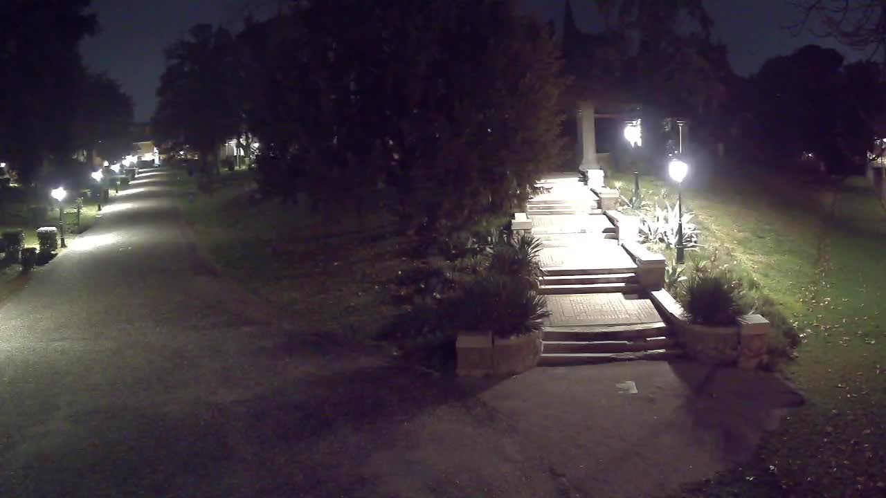 Spletna kamera park Coronini Kronberg – Gorica