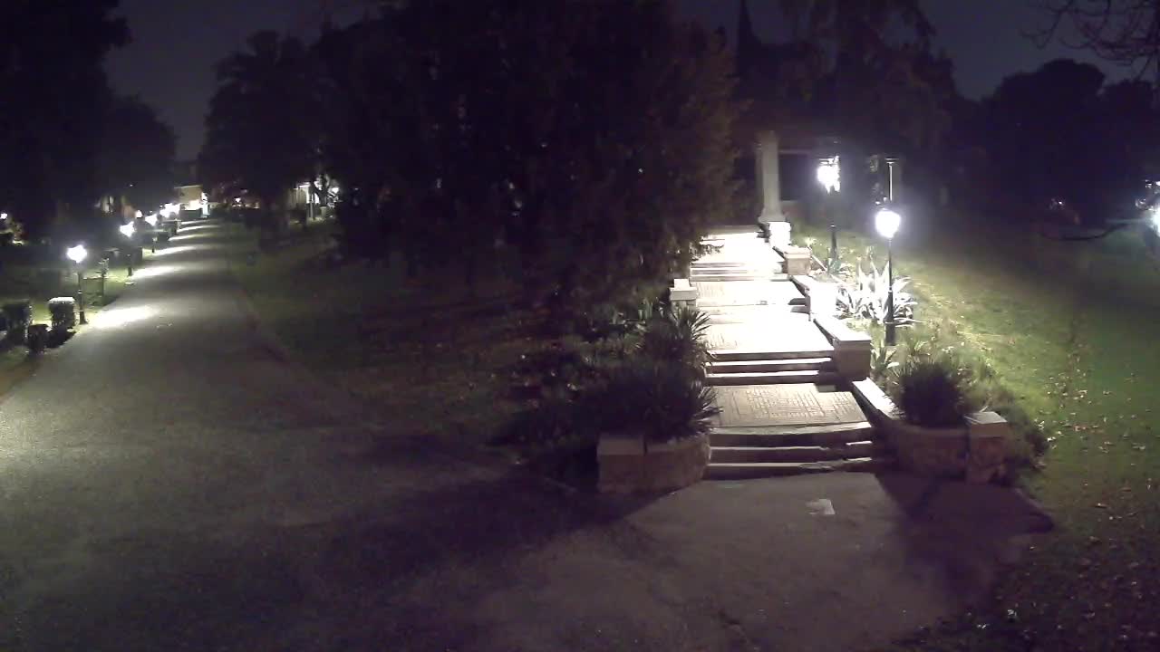 Spletna kamera park Coronini Kronberg – Gorica