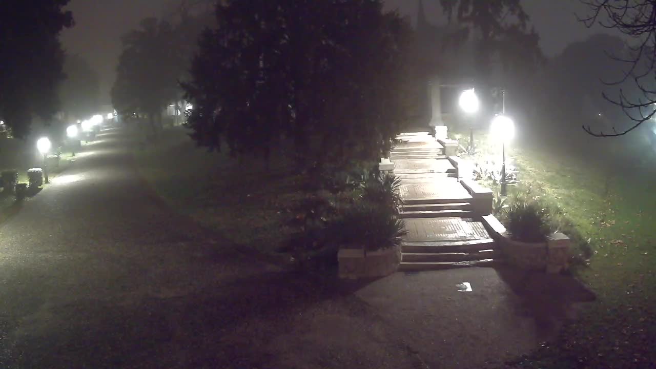 Parco Coronini-Cronberg Live Webcam – Green Oasis