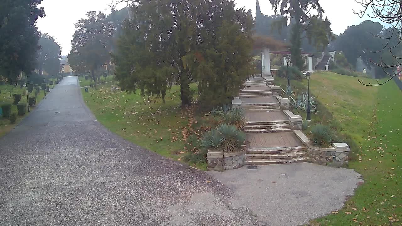 Spletna kamera park Coronini Kronberg – Gorica