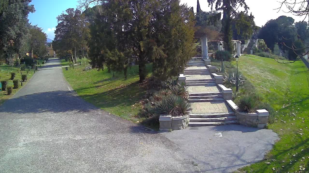 Spletna kamera park Coronini Kronberg – Gorica