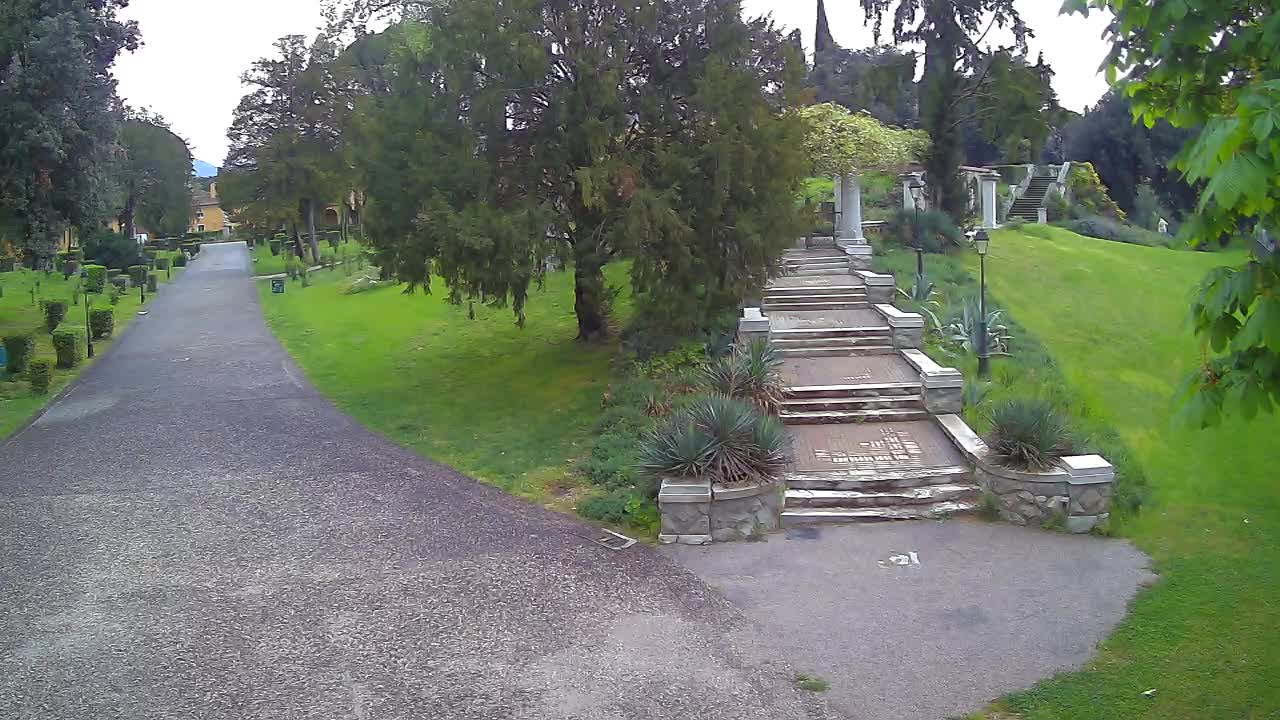 Parco Coronini-Cronberg Live Webcam – Green Oasis