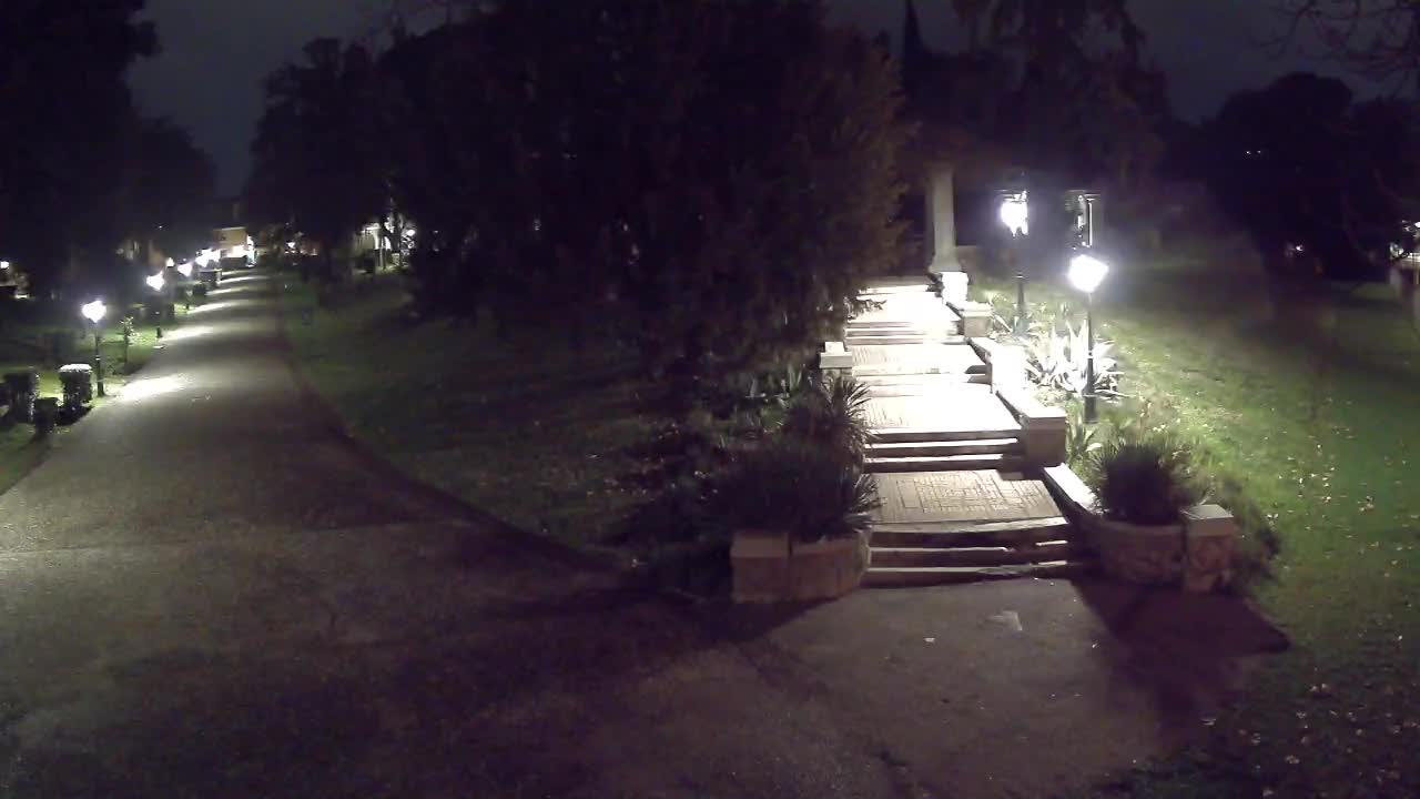 Parco Coronini-Cronberg Live Webcam – Green Oasis