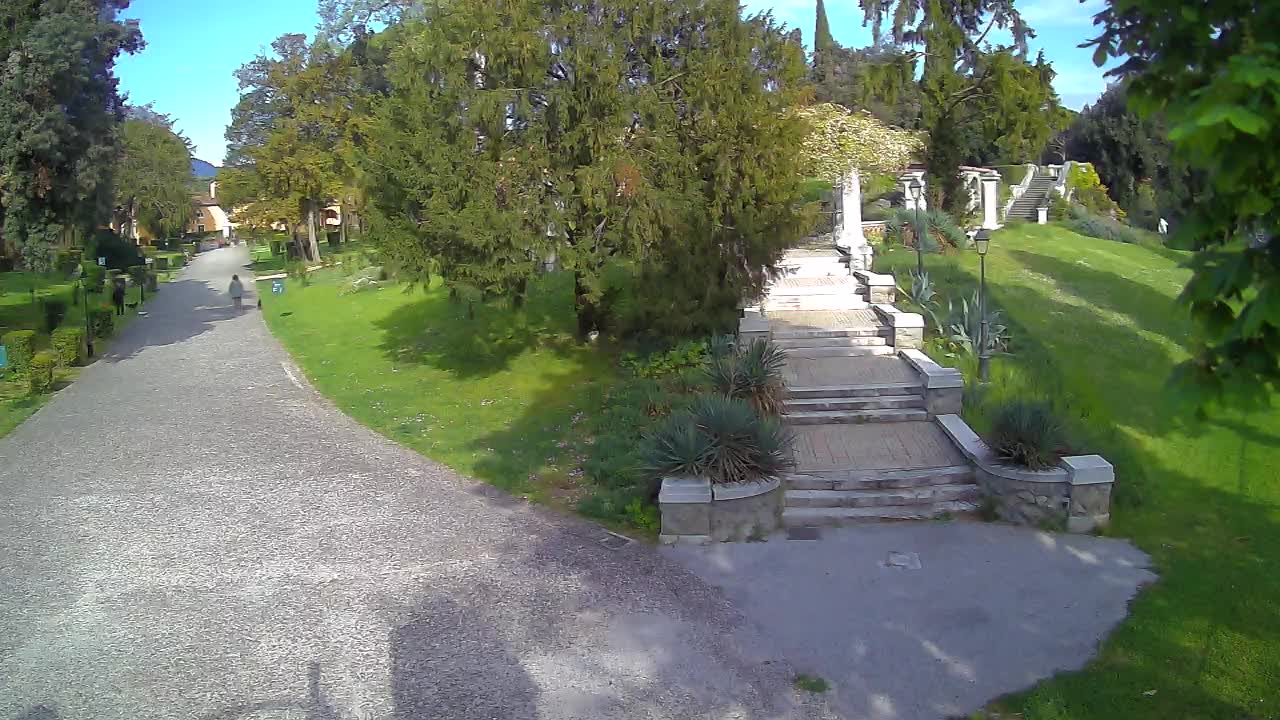 Spletna kamera park Coronini Kronberg – Gorica