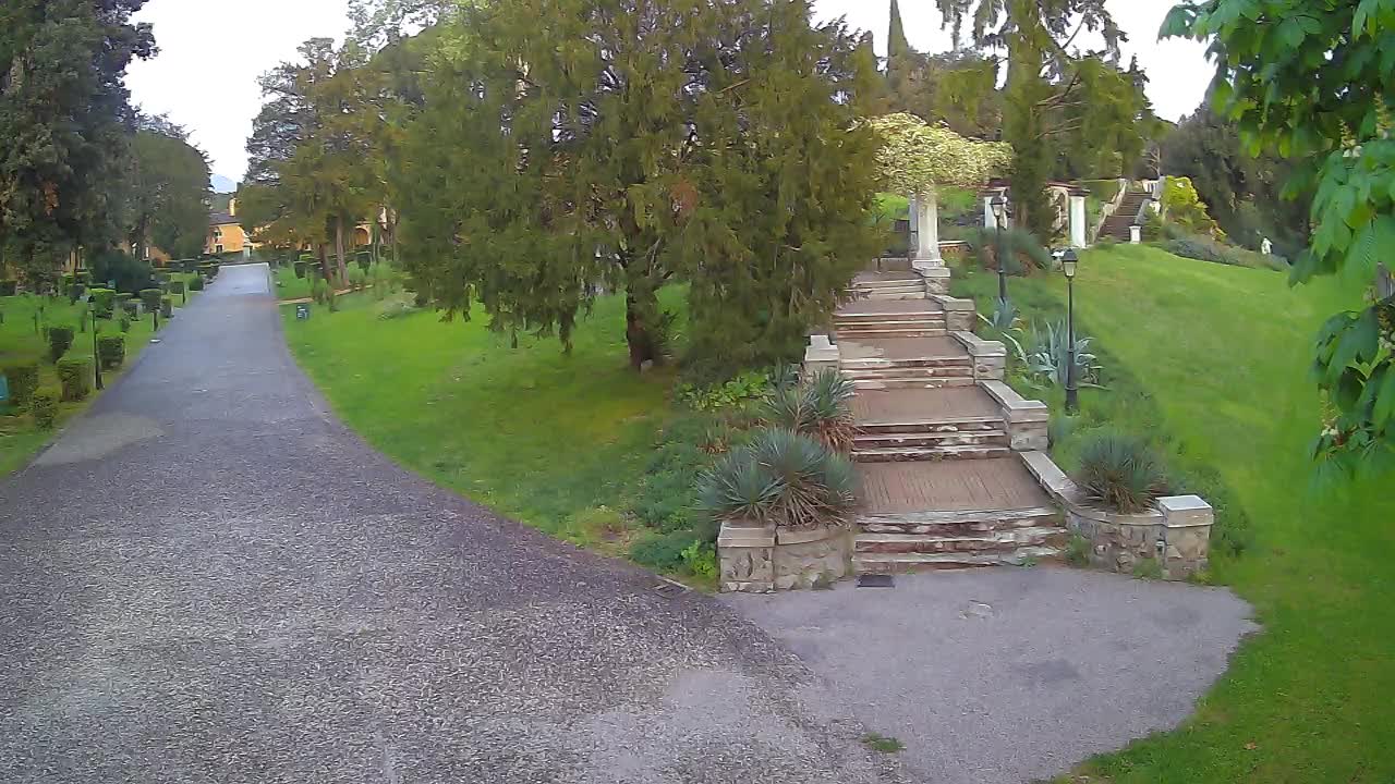 Spletna kamera park Coronini Kronberg – Gorica