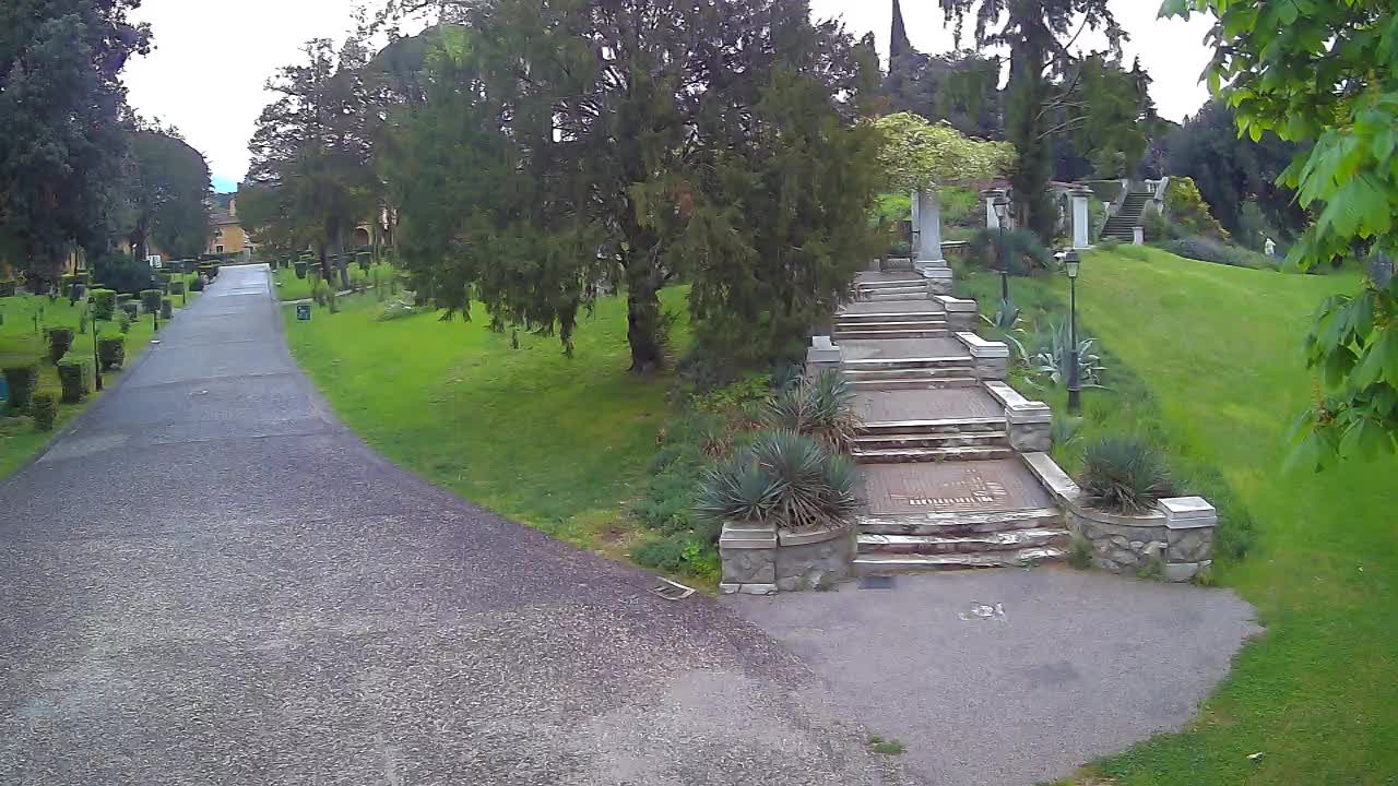 Spletna kamera park Coronini Kronberg – Gorica