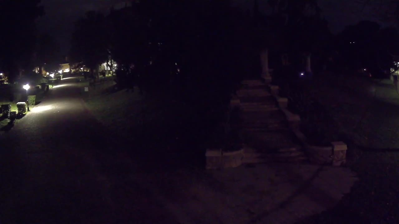 Parco Coronini-Cronberg Live Webcam – Green Oasis