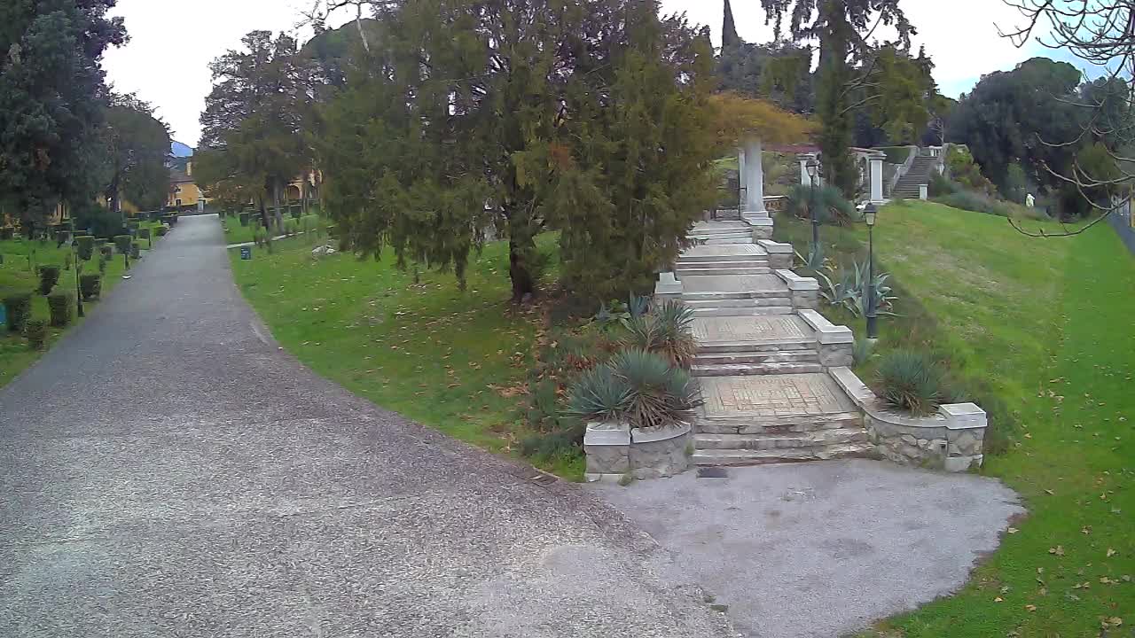 Spletna kamera park Coronini Kronberg – Gorica
