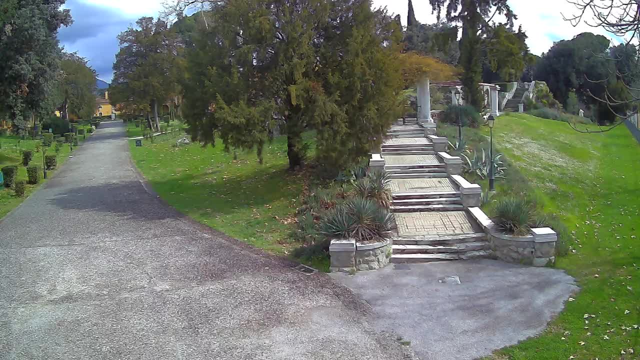 Spletna kamera park Coronini Kronberg – Gorica
