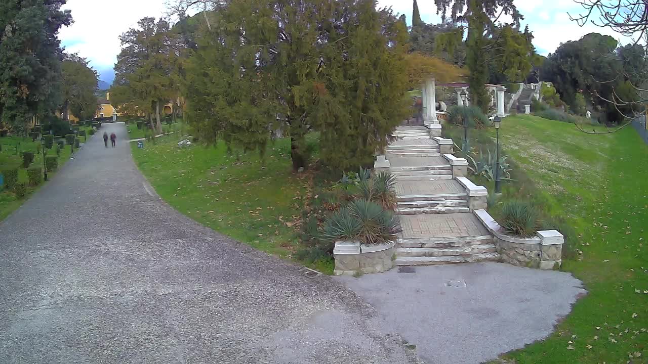 Spletna kamera park Coronini Kronberg – Gorica