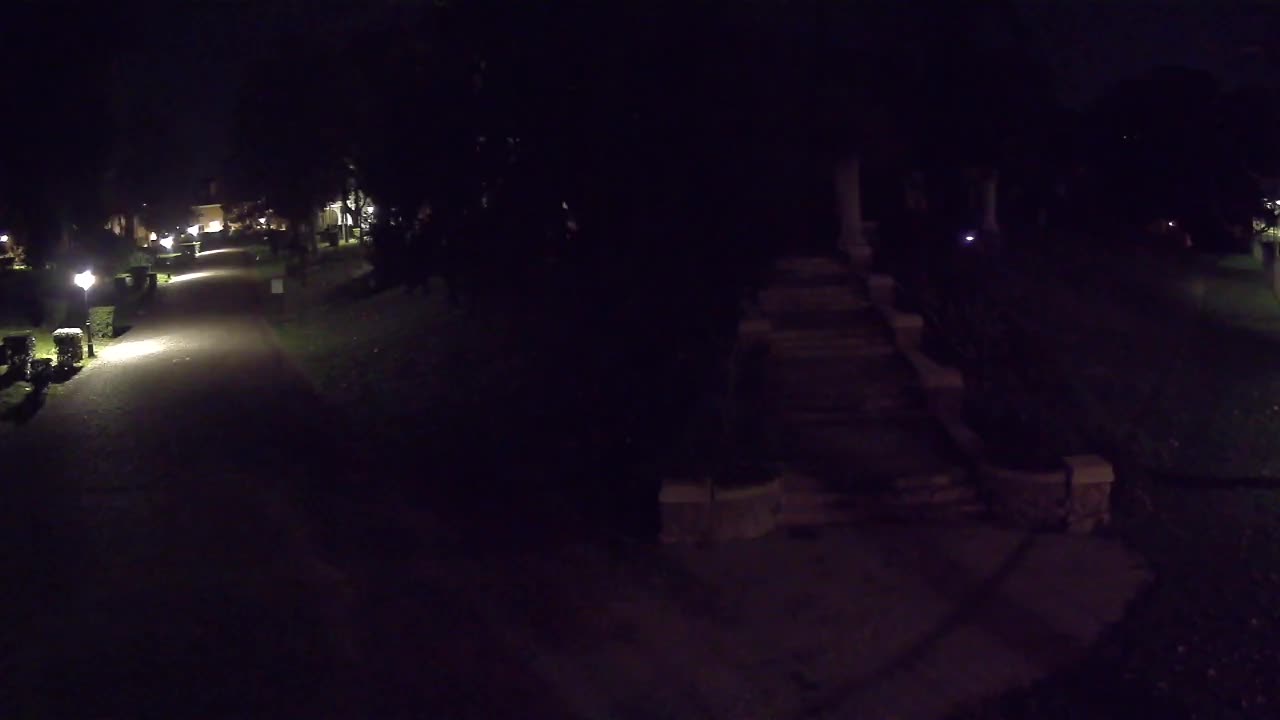 Parco Coronini-Cronberg Live Webcam – Green Oasis