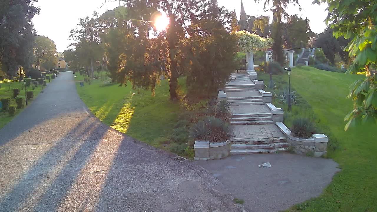 Parco Coronini-Cronberg Live Webcam – Green Oasis