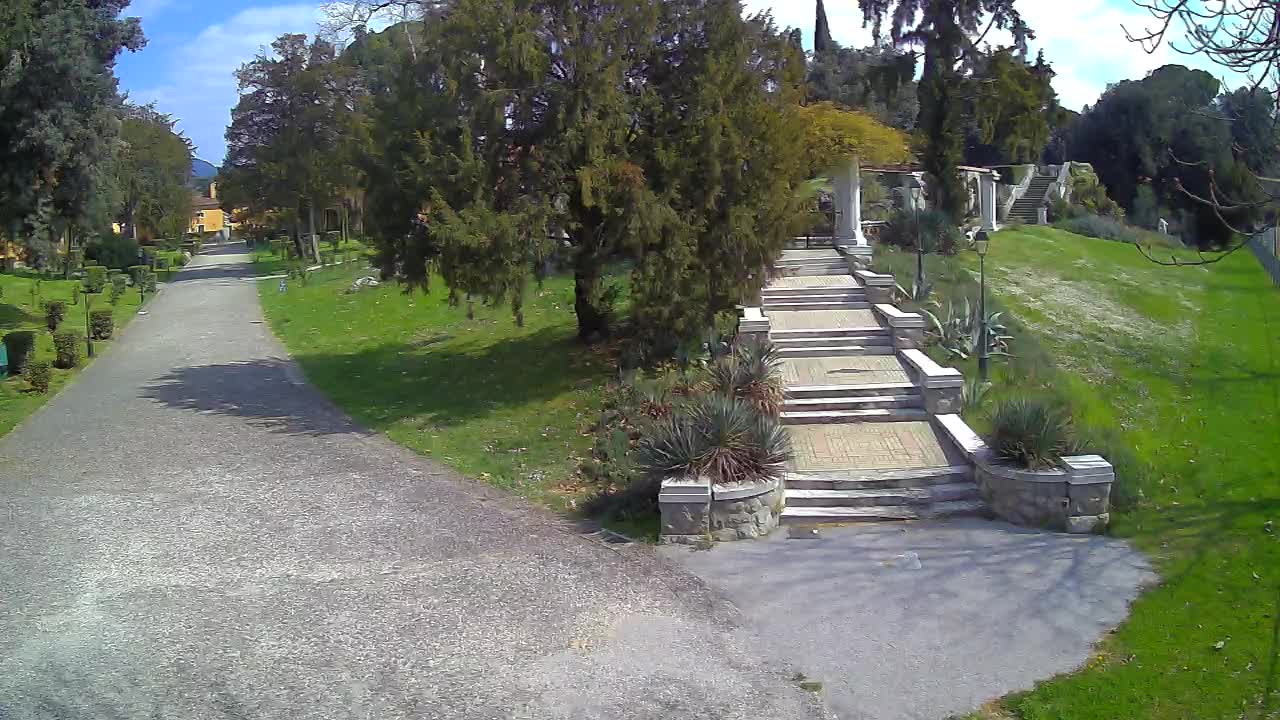 Spletna kamera park Coronini Kronberg – Gorica