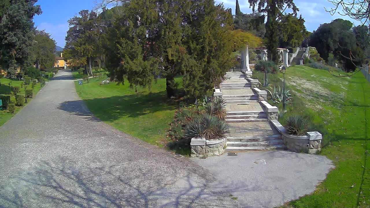 Spletna kamera park Coronini Kronberg – Gorica