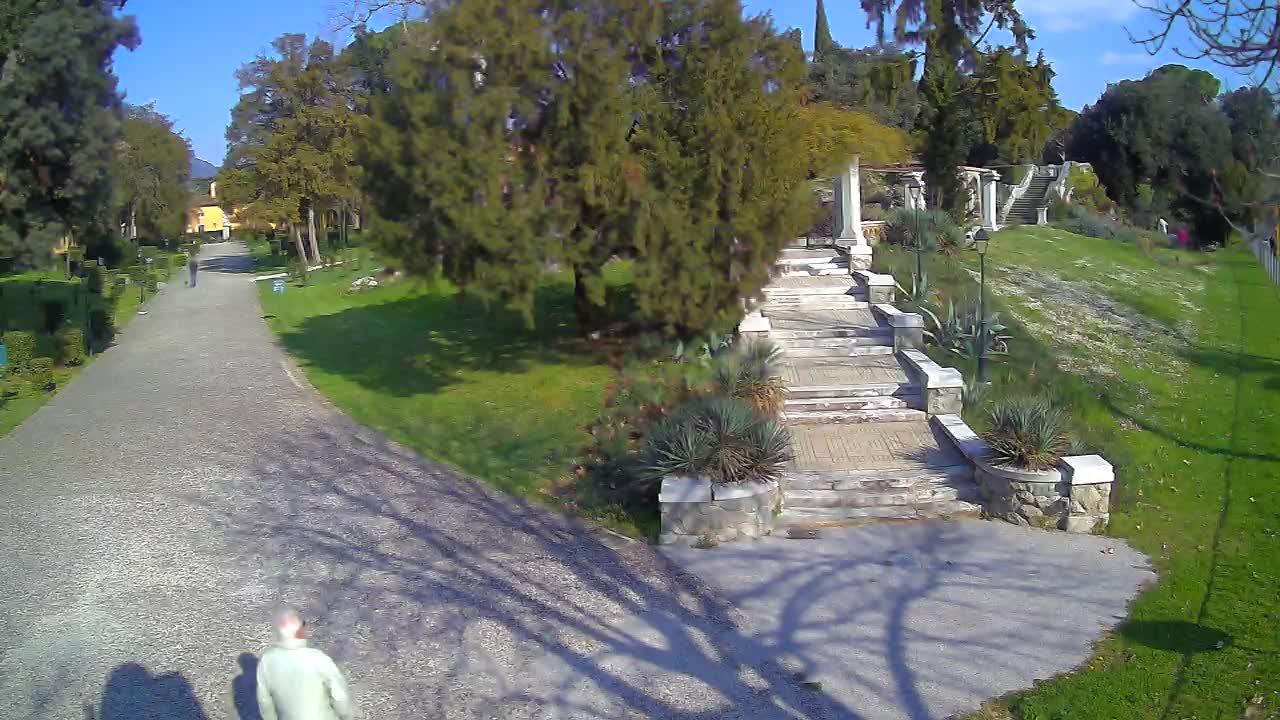 Spletna kamera park Coronini Kronberg – Gorica