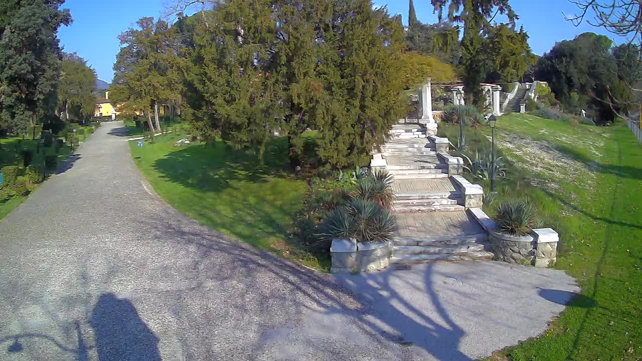 Spletna kamera park Coronini Kronberg – Gorica