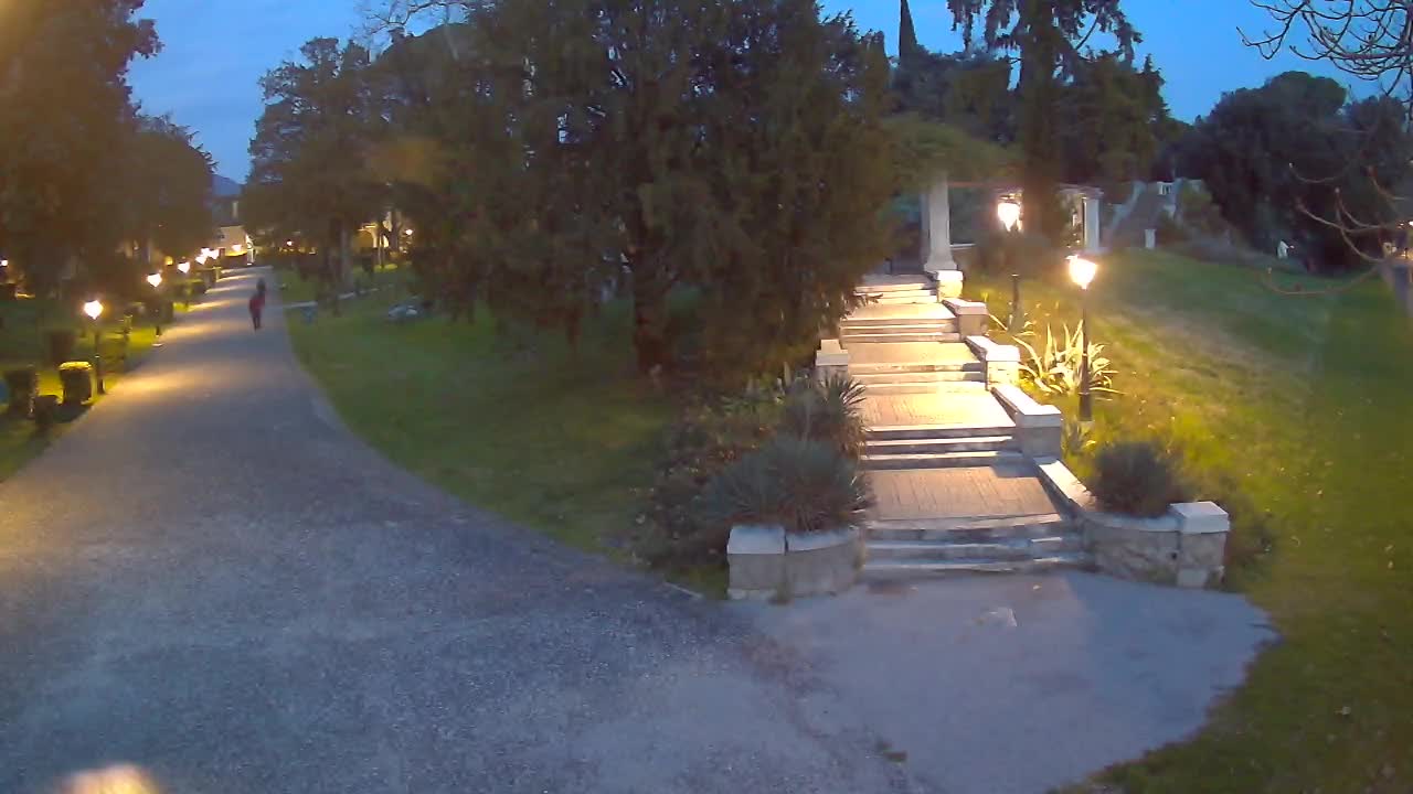 Parco Coronini-Cronberg Live Webcam – Green Oasis