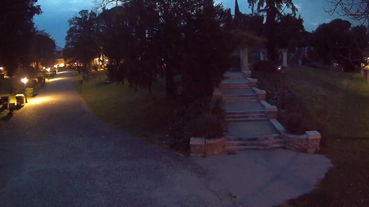 Parco Coronini-Cronberg Live Webcam – Green Oasis