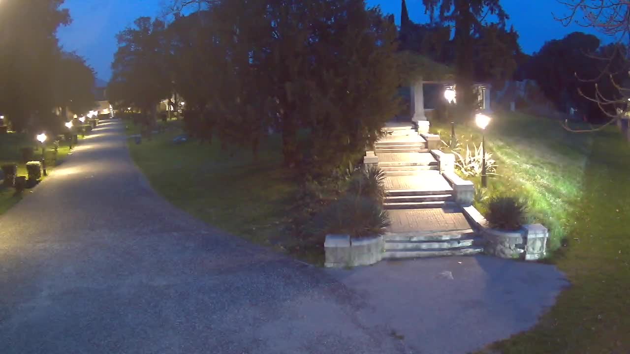 Parco Coronini-Cronberg Live Webcam – Green Oasis