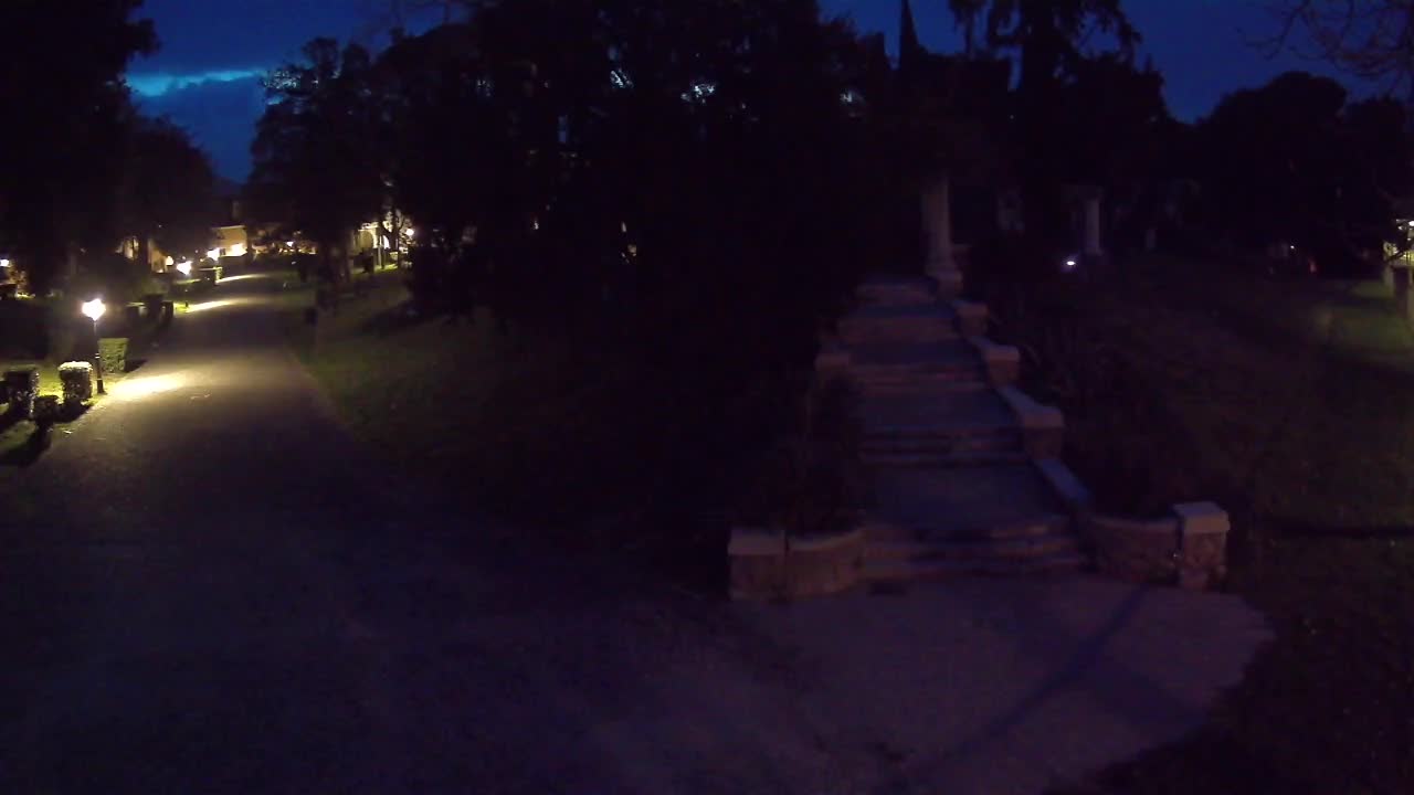 Parco Coronini-Cronberg Live Webcam – Green Oasis