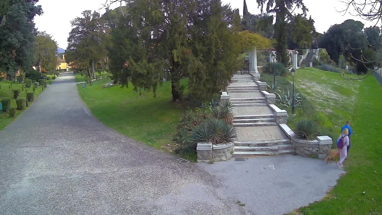 Parco Coronini-Cronberg Live Webcam – Green Oasis