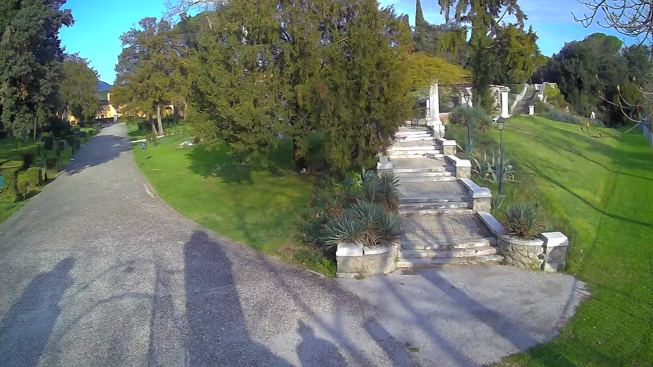 Spletna kamera park Coronini Kronberg – Gorica