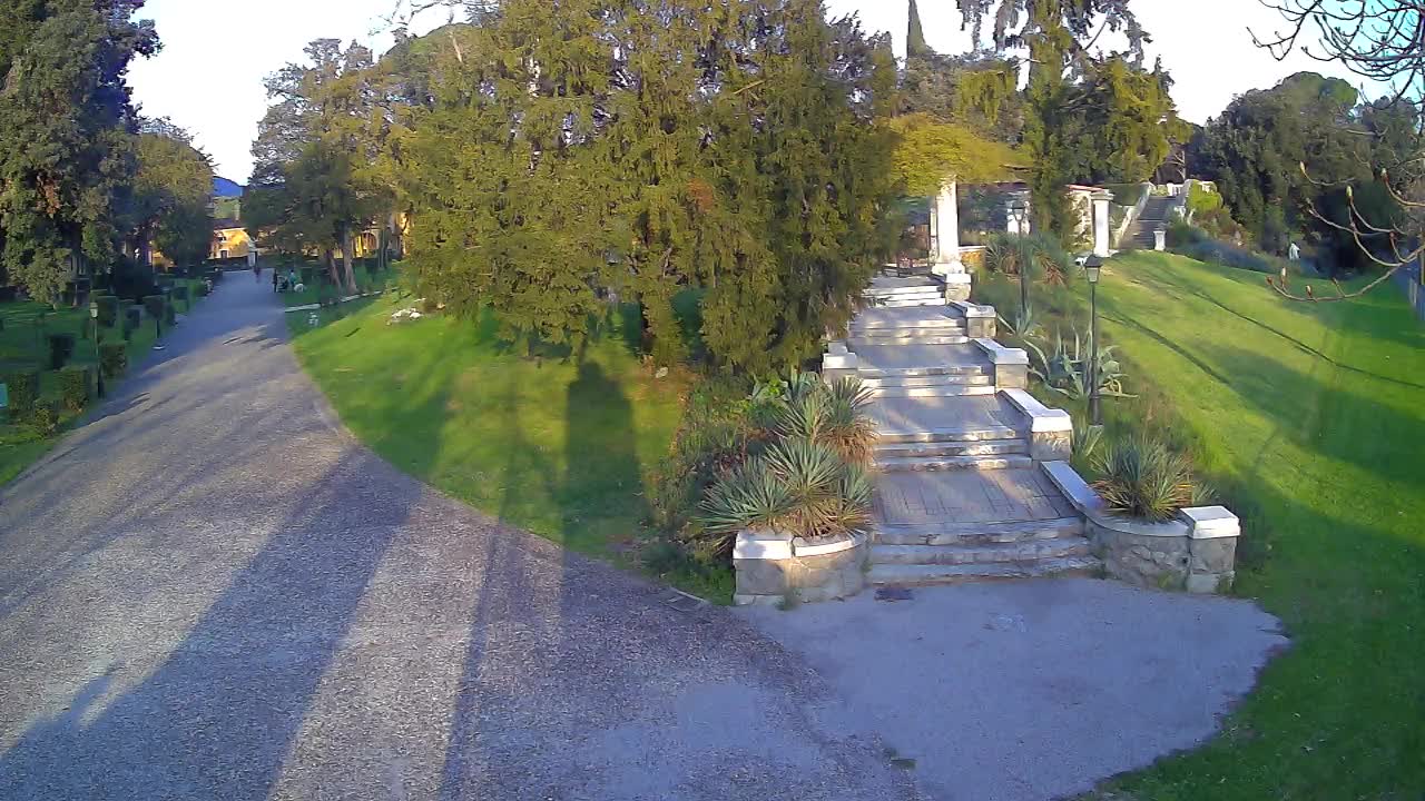 Spletna kamera park Coronini Kronberg – Gorica