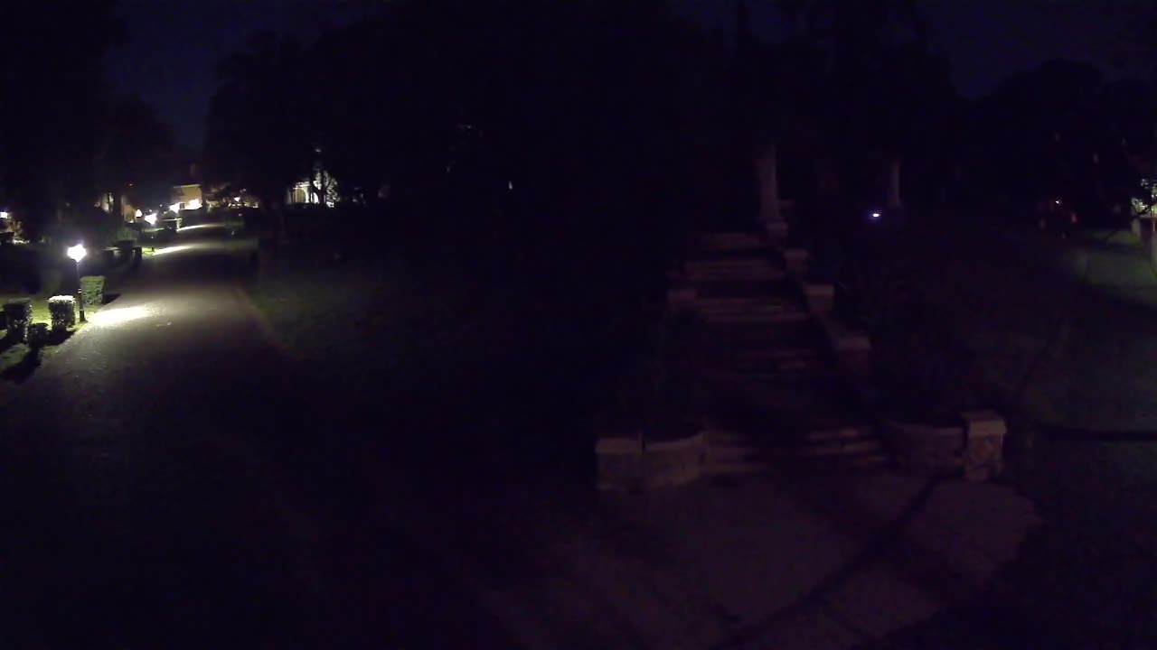 Parco Coronini-Cronberg Live Webcam – Green Oasis