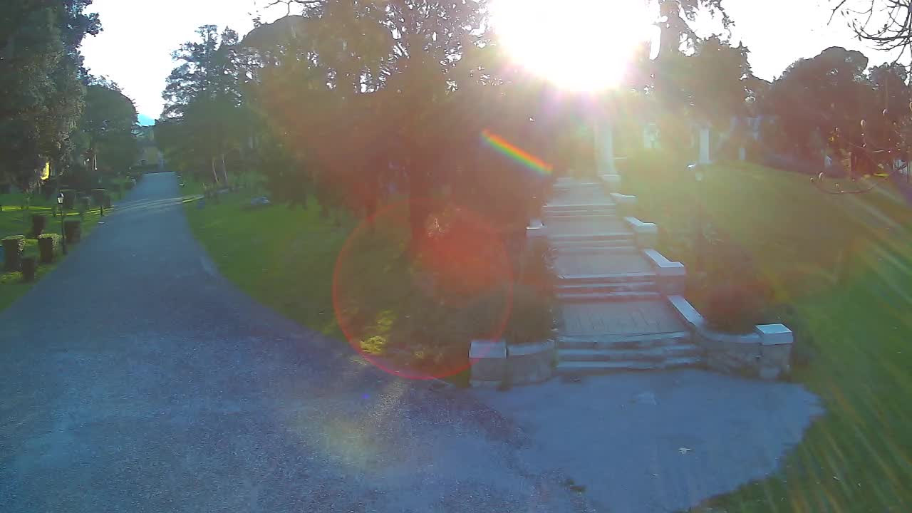 Spletna kamera park Coronini Kronberg – Gorica