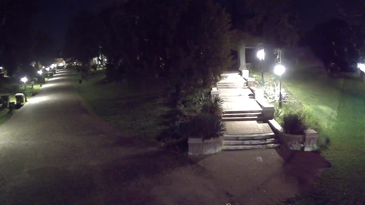 Parco Coronini-Cronberg Live Webcam – Green Oasis