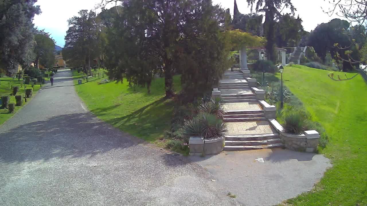 Spletna kamera park Coronini Kronberg – Gorica