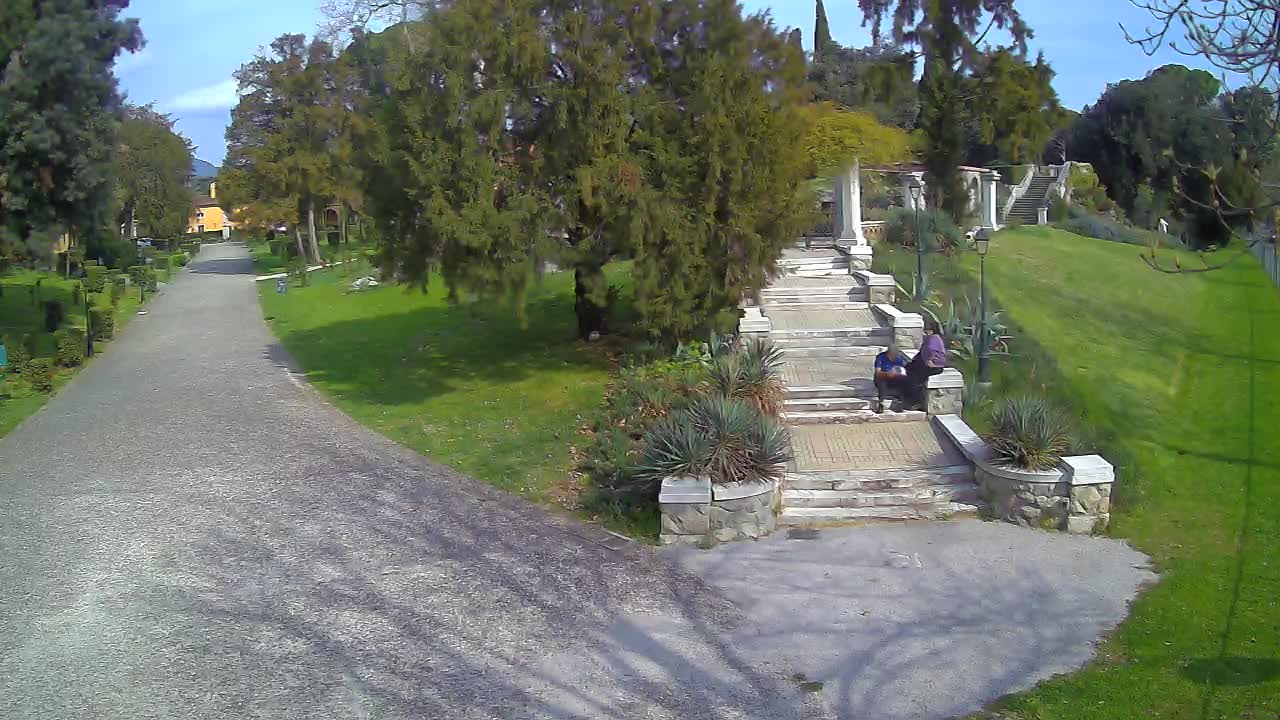 Spletna kamera park Coronini Kronberg – Gorica