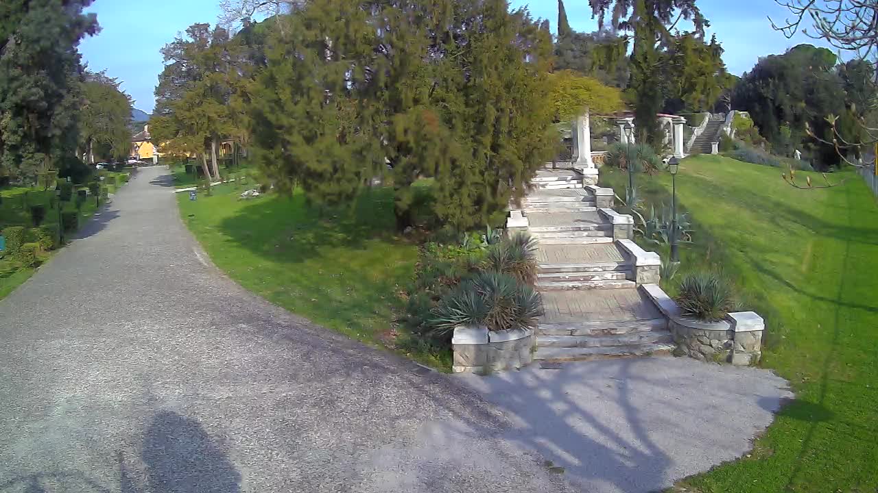 Spletna kamera park Coronini Kronberg – Gorica