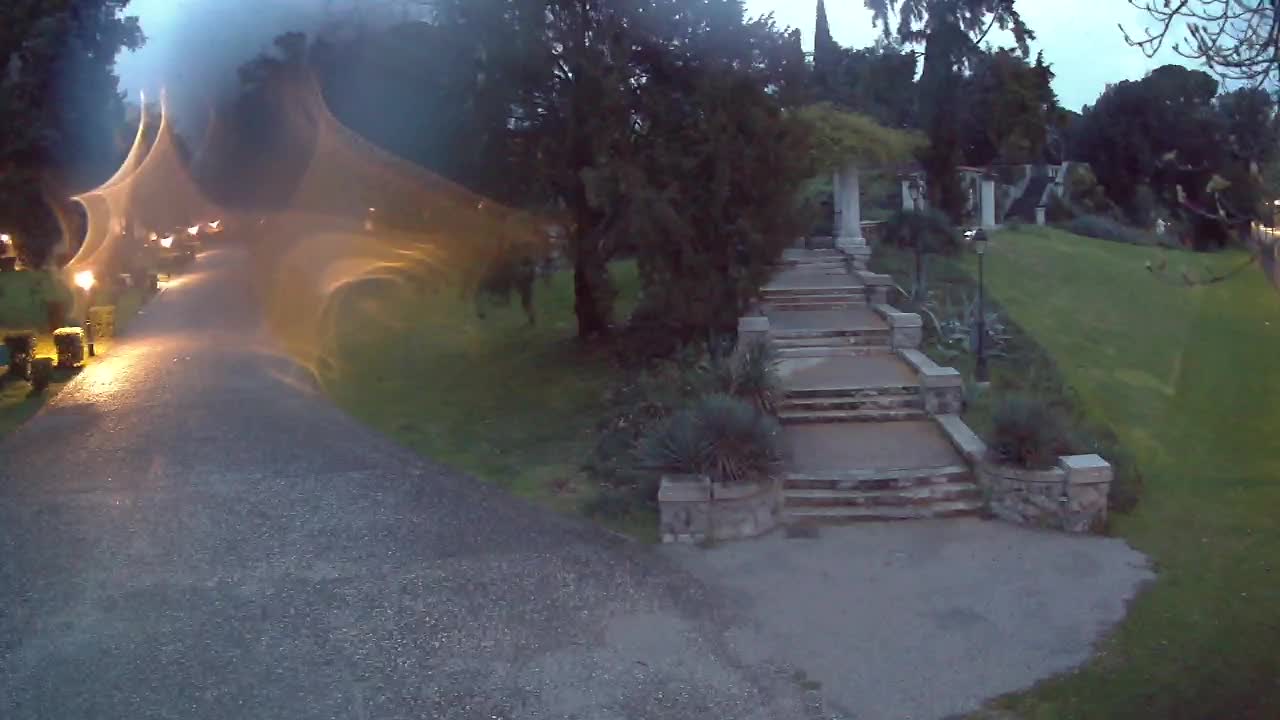 Spletna kamera park Coronini Kronberg – Gorica