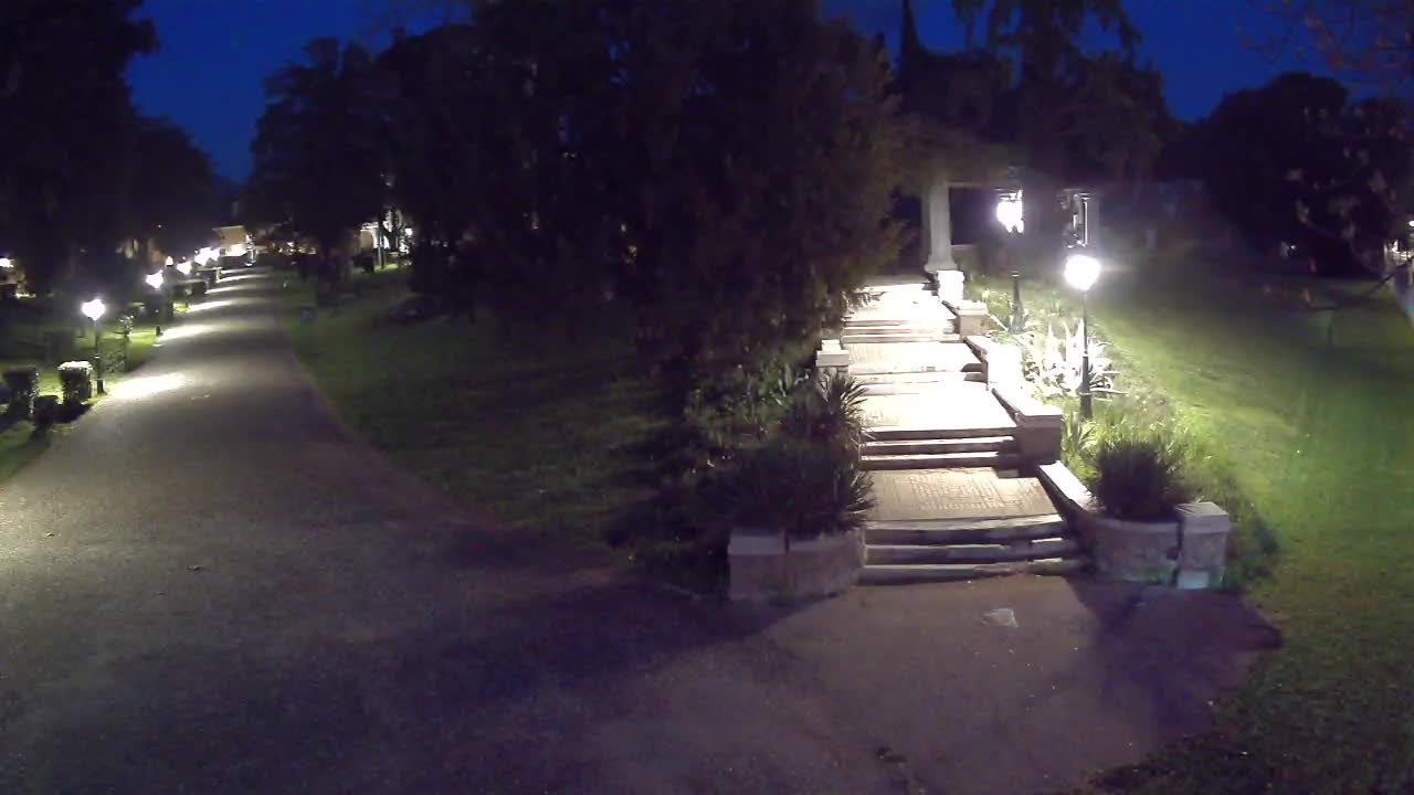 Parco Coronini-Cronberg Live Webcam – Green Oasis