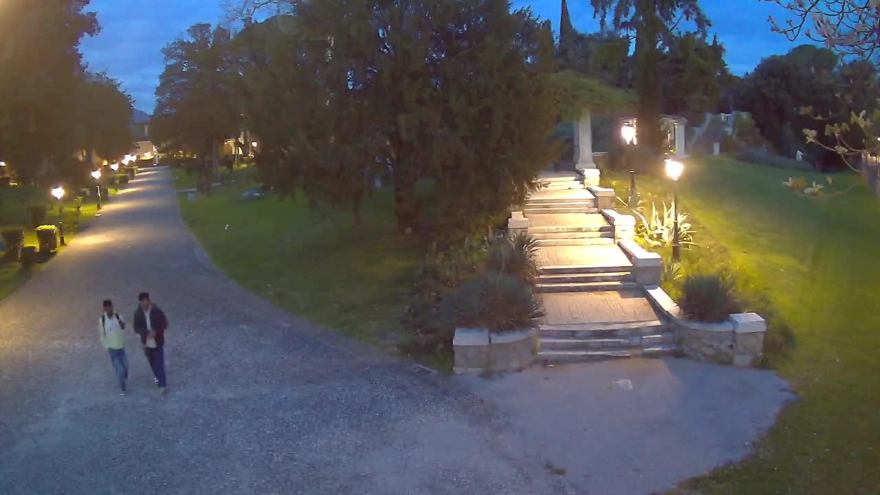 Parco Coronini-Cronberg Live Webcam – Green Oasis