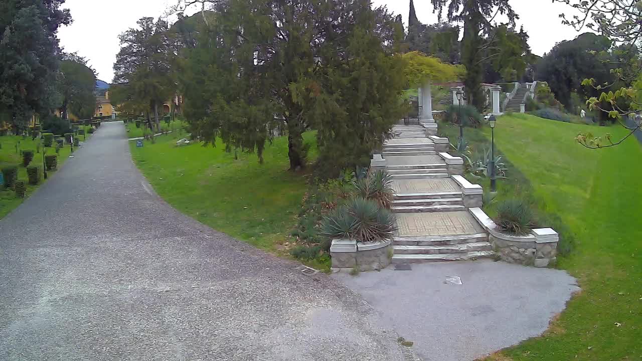 Spletna kamera park Coronini Kronberg – Gorica