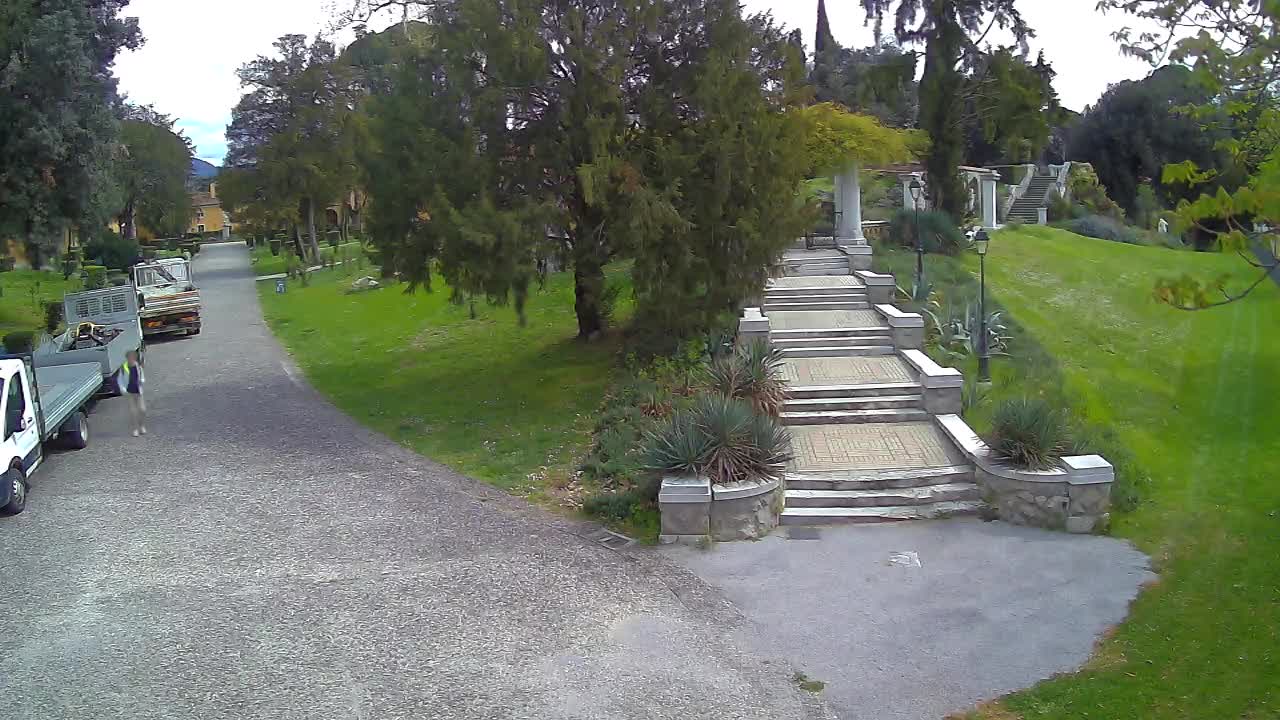 Parco Coronini-Cronberg Live Webcam – Green Oasis