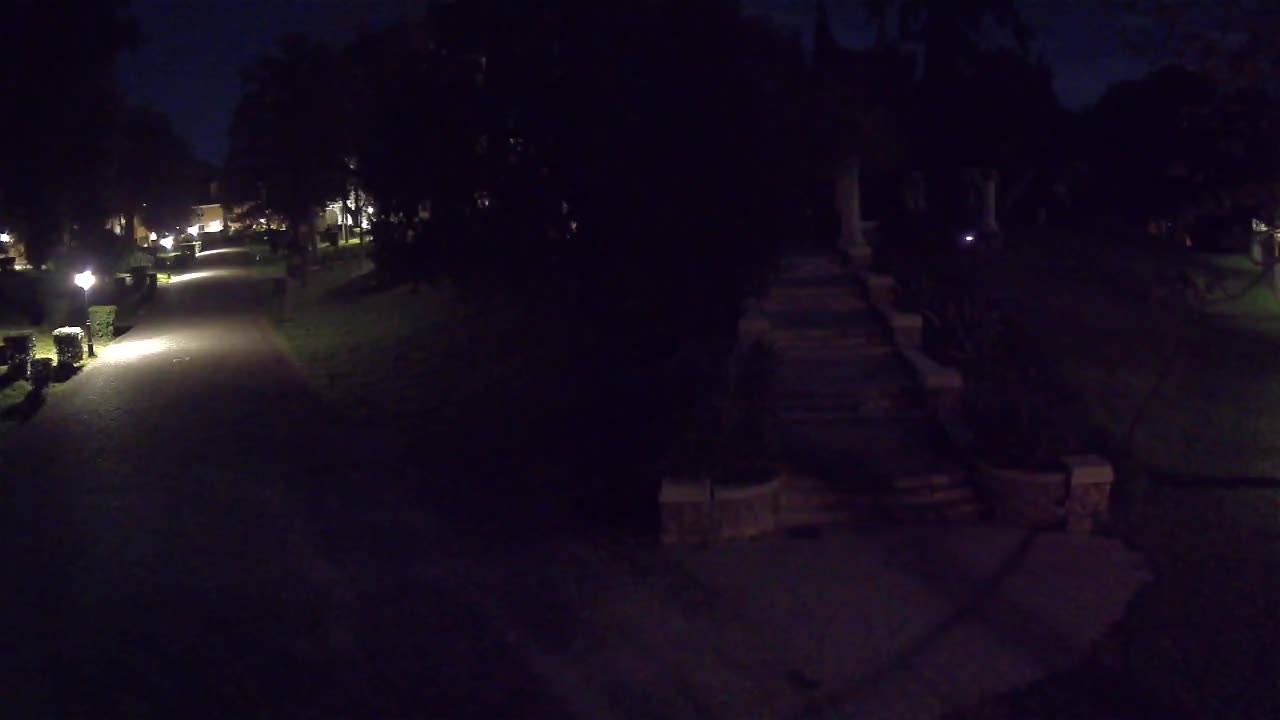 Parco Coronini-Cronberg Live Webcam – Green Oasis