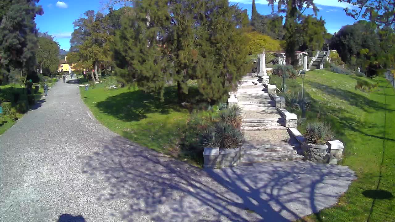 Parco Coronini-Cronberg Live Webcam – Green Oasis