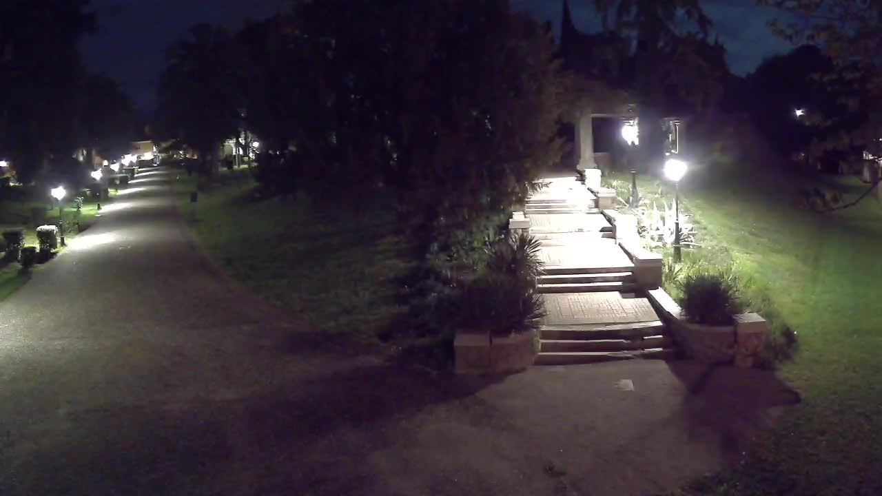 Parco Coronini-Cronberg Live Webcam – Green Oasis