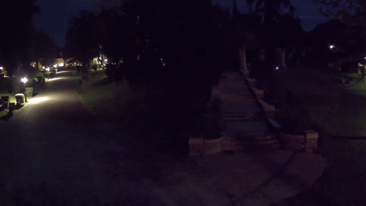 Parco Coronini-Cronberg Live Webcam – Green Oasis