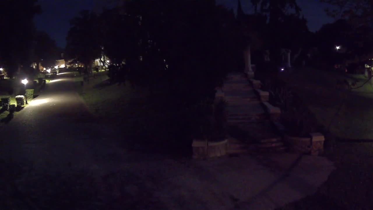 Parco Coronini-Cronberg Live Webcam – Green Oasis