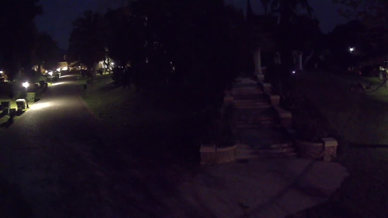 Parco Coronini-Cronberg Live Webcam – Green Oasis