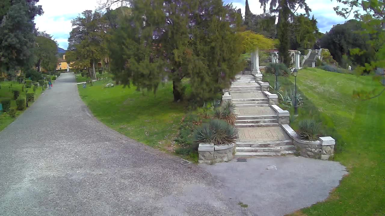 Parco Coronini-Cronberg Live Webcam – Green Oasis