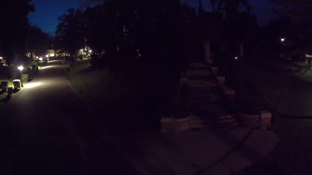 Parco Coronini-Cronberg Live Webcam – Green Oasis