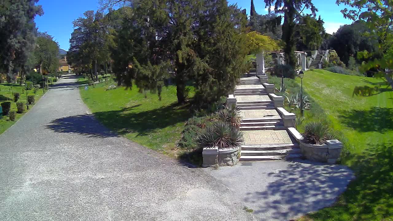 Spletna kamera park Coronini Kronberg – Gorica