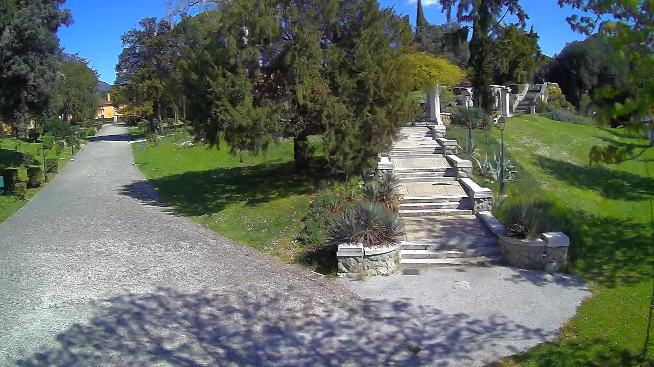 Spletna kamera park Coronini Kronberg – Gorica