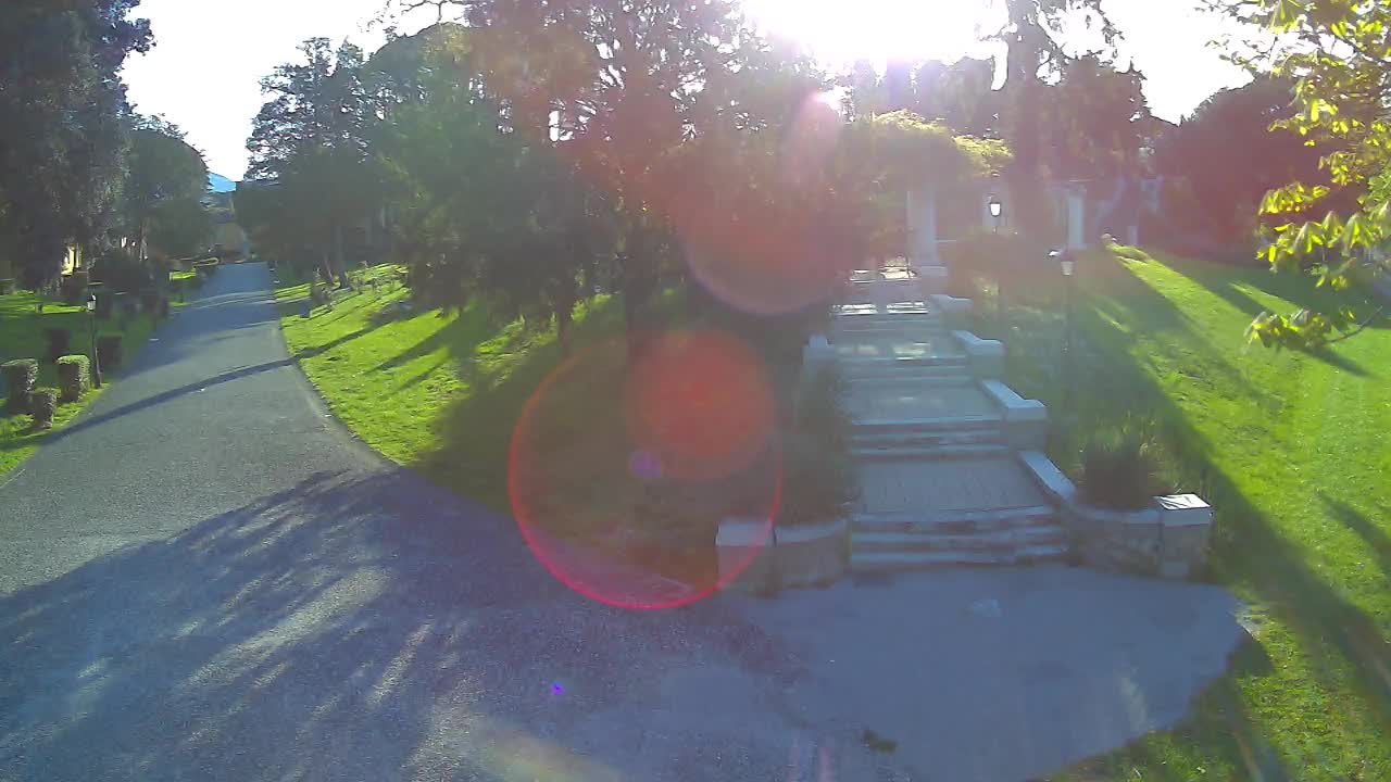 Spletna kamera park Coronini Kronberg – Gorica